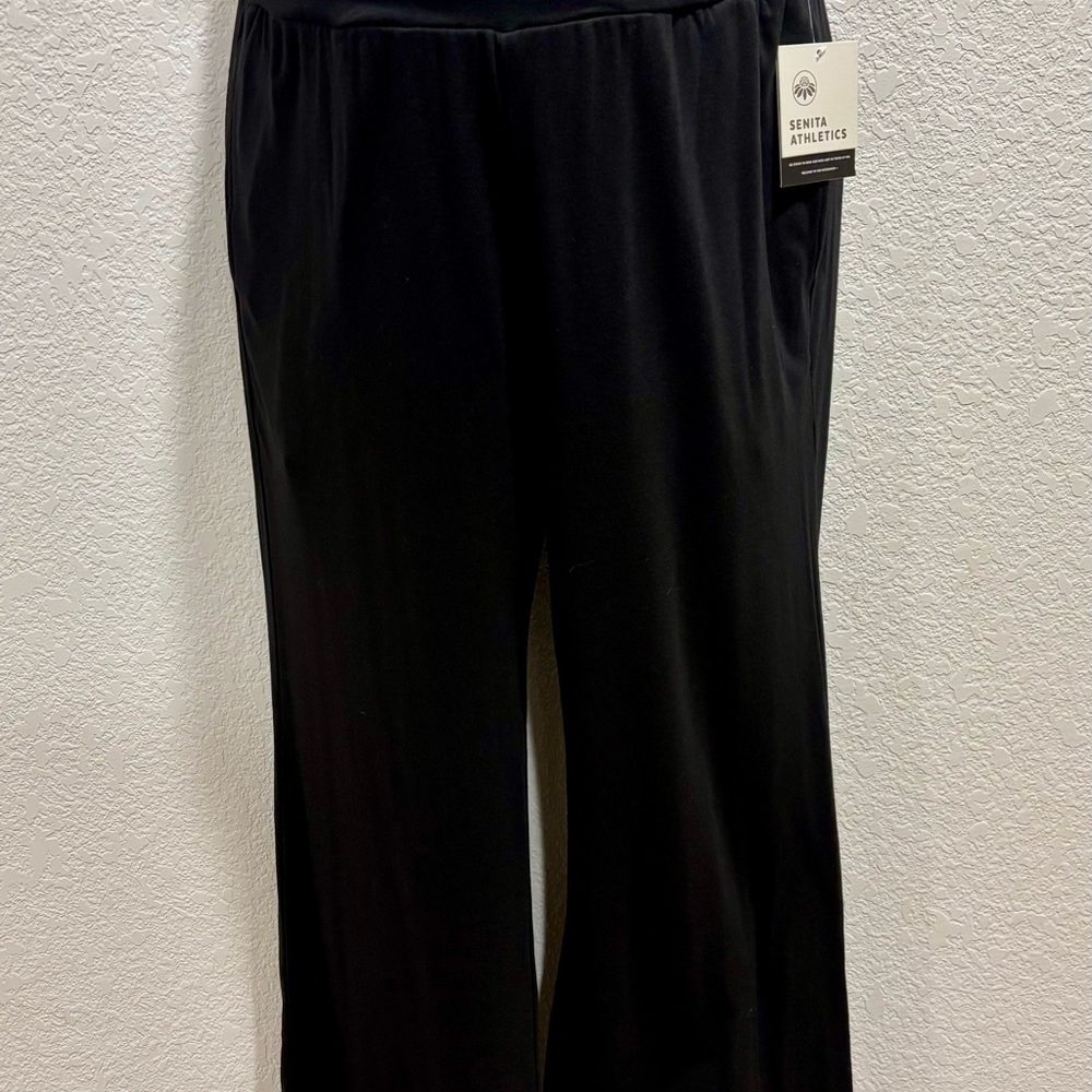 NWT Senita Athletics maternity wide leg pants